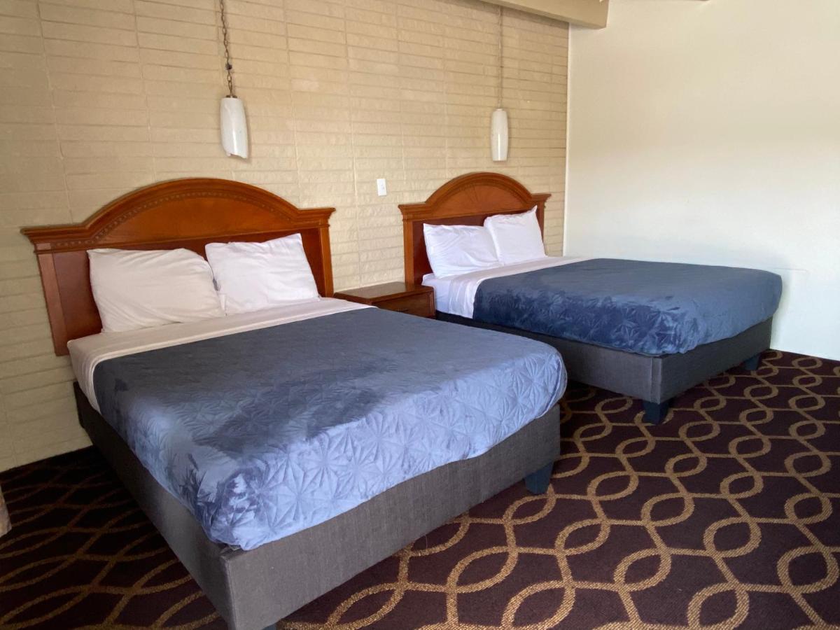 Sonrise Inn Breezewood 外观 照片